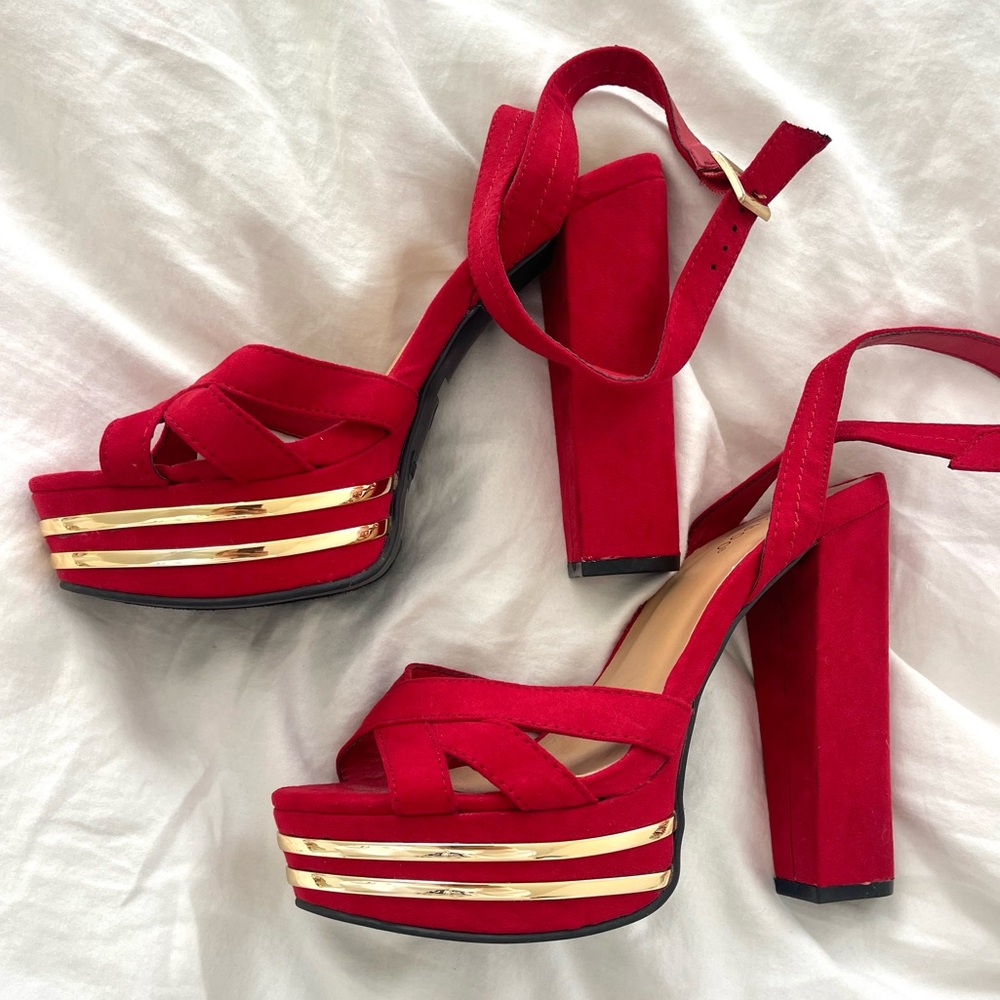 Red & Gold Heels❤️ - Picture 6 of 6
